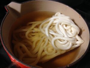 冷凍うどん 100g カロリー