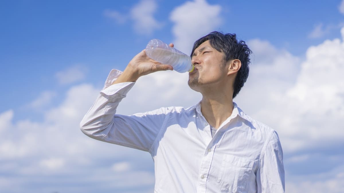 炭酸水　ペットボトル